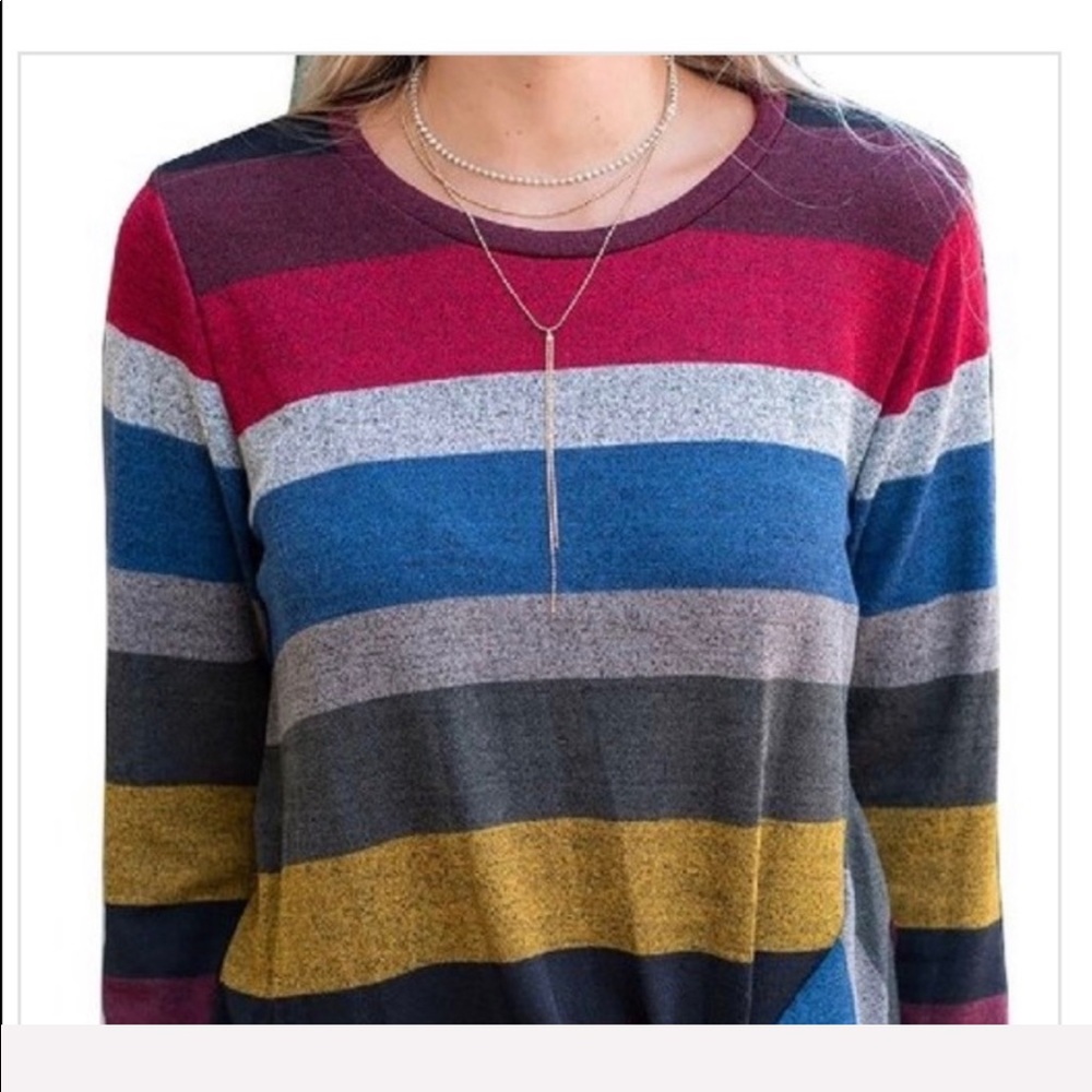 ✨LAST ONE!✨Multi color long sleeve top - Picture 5 of 5